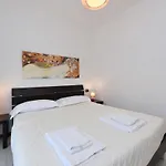 -piscina Con Vista- Casa Sui Colli Di Appartement