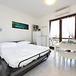 -piscina Con Vista- Casa Sui Colli Di Appartement